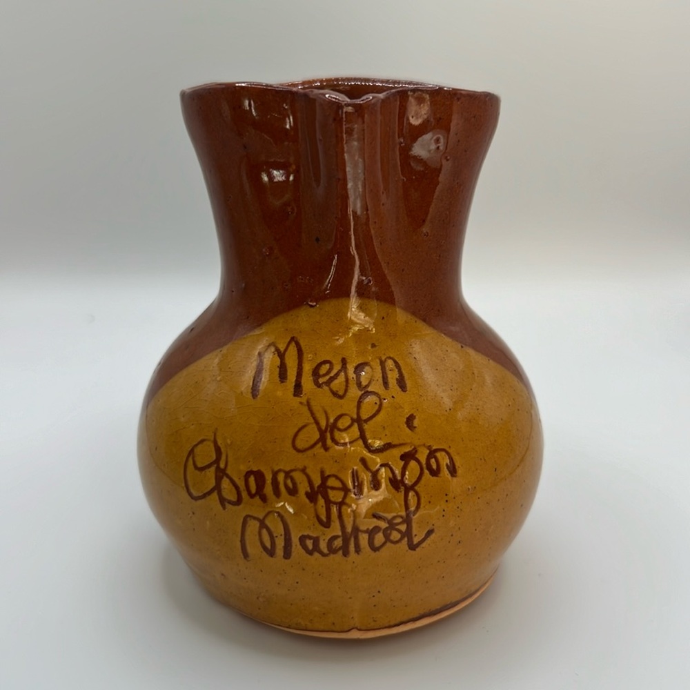 Meson del Champinon Madrid Pitcher Clay Terracotta Glazed Pottery Vase‎